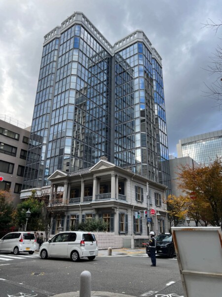 建物&建物 白&ガラス